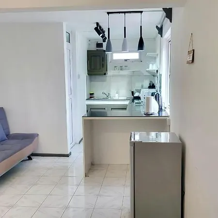 Fully Equipped Studio With Pool In Grand Bay Exterior photo