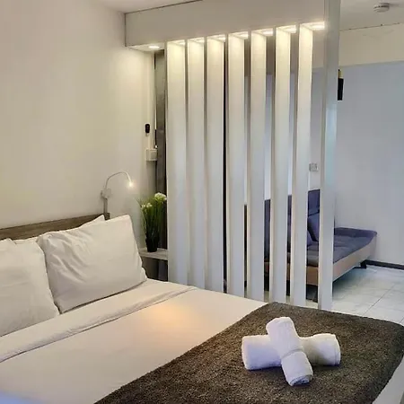 Fully Equipped Studio With Pool In Grand Bay Exterior photo